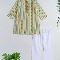The Magic Wand Boys Printed Regular Kurta with Pyjamas-picture-15