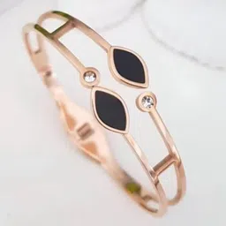V.K.PAYAL.JEWELLERY Rose Gold-Plated Agate Studded Enamelled Cuff Bracelet image 5