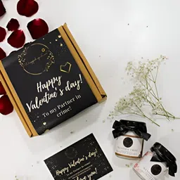 Wrapped up Love Black Core Candle-picture-18