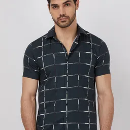 Mufti Men Spread Collar Checked Cotton Slim Fit Casual Shirt-picture-23