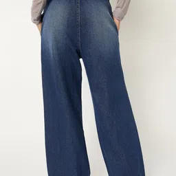 max Women Regular Fit Mid-Rise Light Fade Stretchable Jeans image 5