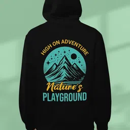 BUYTHATTRENDZ Men Printed Hooded Sweatshirt image 3