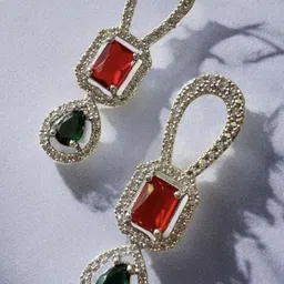 TIYARA Women Silver Jewellery Set image 5