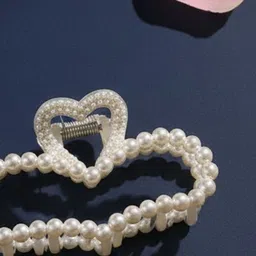 FIMBUL Embellished Claw Clip image 4