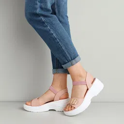 cst lifestyle Women Wedges Sandal image 3