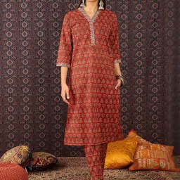 Indo Era Printed V-Neck Pure Cotton Top With Trousers Co-Ords-image-14