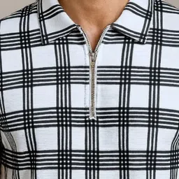 Try This Men Checked Polo Collar T-shirt image 3