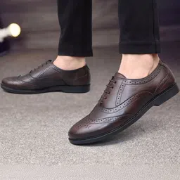 ALCAZO Men Textured Leather Formal Brogues-picture-15