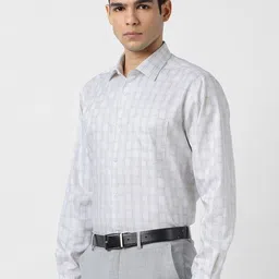 Van Heusen Checked Spread Collar Formal Cotton Shirt image 3