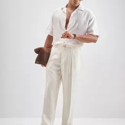 HIGHLANDER Men Solid Relaxed Fit Mid-Rise Formal Trouser image 4