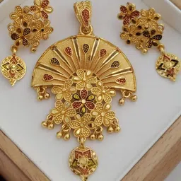 niva fashion Gold-Plated Floral Pendant With Earrings-picture-39