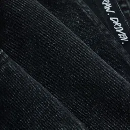 Snitch Men Washed Regular Fit Mid-Rise Cargo Shorts image 2