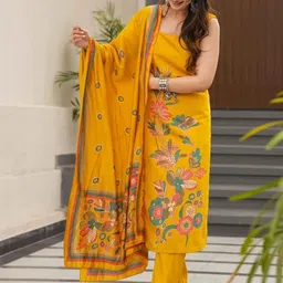 ATOXIC Women Floral Printed Regular Chanderi Silk Kurta with Trousers & With Dupatta image 5