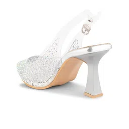 JM Looks Ethnic Kitten Sandals image 3