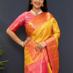 VILLAGIUS Woven Design Zari Kanjeevaram Saree image 3