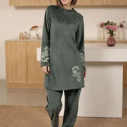 KIZA Women Embroidered Round Neck Long Sleeves Night suit-picture-28
