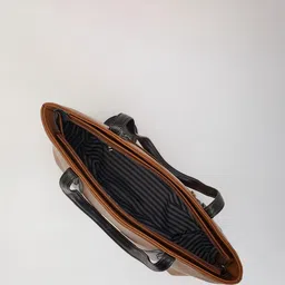 FARGO Women Bucket Tote Bag image 5