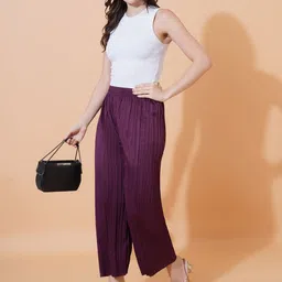 Kushi Flyer Women Pack Of 2 Comfort Loose Fit Pleated Wide Leg Trousers image 4