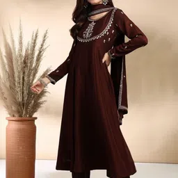 CaniBani Women Ethnic Motifs Embroidered Regular Thread Work Kurta with Trousers & With Dupatta image 2