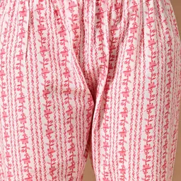 GLOWWORLD Women Floral Printed Regular Kurta with Trousers-picture-16