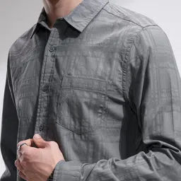 HIGHLANDER Men Slim Fit Spread Collar Checked Cotton Formal Shirt image 4