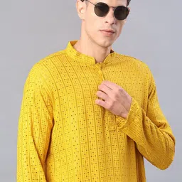 V-Mart Men Regular Pure Cotton Kurta with Pyjamas image 4