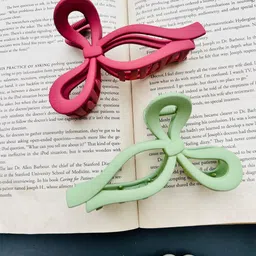 Radhya Accessories Women Set of 2 Claw Clip image 3