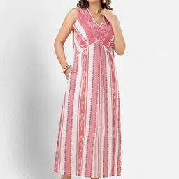 Crazy Needle Women Printed Cotton Maxi Dress image 2