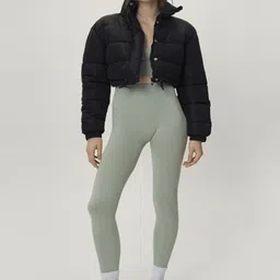 LA CHIC PICK Women Colourblocked Crop Padded Jacket-image-47