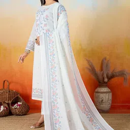 IOLY Floral Printed Pure Cotton Straight Kurta With Trouser And Dupatta image 3