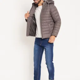 VERO AMORE Men Solid Hooded Quilted Jacket image 5