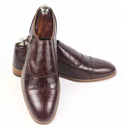 DANZIO Men Textured Leather Monks image 3