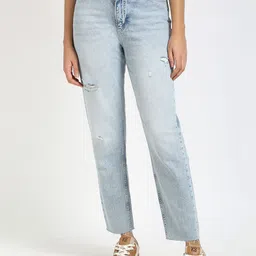 Calvin Klein Jeans Women Mildly Distressed Heavy Fade Jeans-picture-15