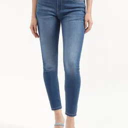 United Colors of Benetton Women Skinny Fit High Rise Light Fade Cropped Jeans-picture-39