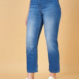 YU by Pantaloons Women Relaxed Fit Light Fade Stretchable Jeans-picture-41