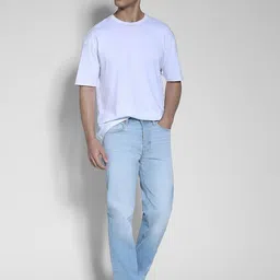 AMERICAN EAGLE OUTFITTERS Men AirFlex+ Athletic Straight Fit Light Fade Stretchable Jeans image 4