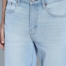 AMERICAN EAGLE OUTFITTERS Men AirFlex+ Athletic Straight Fit Light Fade Stretchable Jeans image 5