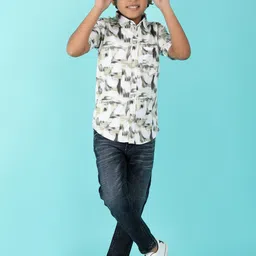 V-Mart Boys Low Distress Heavy Fade Jeans image 2