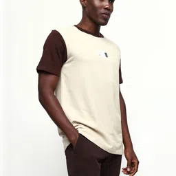 Dennis Lingo Men Brand Logo Colourblocked T-shirt image 3