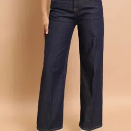 LINARIA Women Classic Mid-Rise Light Fade Flared Cropped Denim Jeans-image-26