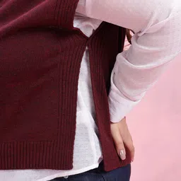 DressBerry Curve Mock Collar Pullover image 3