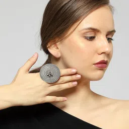 VENI Women Oxidised Silver-Plated Round Ghungru Ring image 3