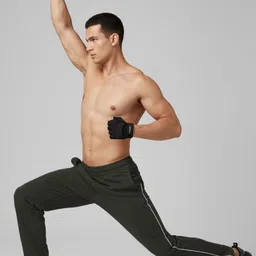 HRX by Hrithik Roshan Men Rapid-Dry Mid-Rise Track Pant image 4