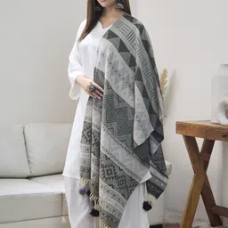 InWeave Geometric Printed Tassel Details Shawl image 2