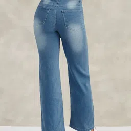 DOLCE CRUDO Women Wide Leg Mid-Rise Light Fade Stretchable Jeans image 3