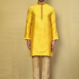 Arihant Rai Sinha Men Regular Kurta with Trousers Kurta Sets-picture-26
