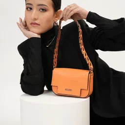 KLEIO Textured Structured Shoulder Bag-picture-11