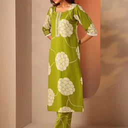 Libas Floral Printed Round Neck Straight Kurta With Trousers & With Dupatta image 4