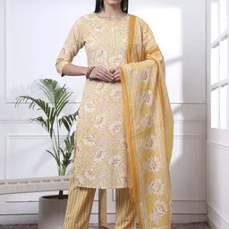 Yufta Floral Printed Round Neck Pure Cotton Kurta With Trousers & Dupatta-image-11