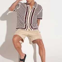 SHOWOFFFF Men Relaxed Checked Casual Shirt image 3